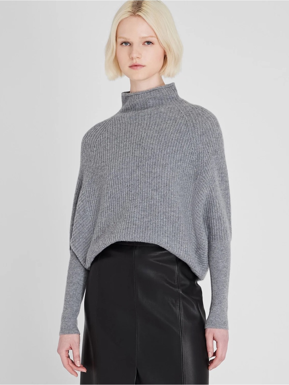 Club Monaco 100% Cashmere Emma Sweater - L - Heather Grey
